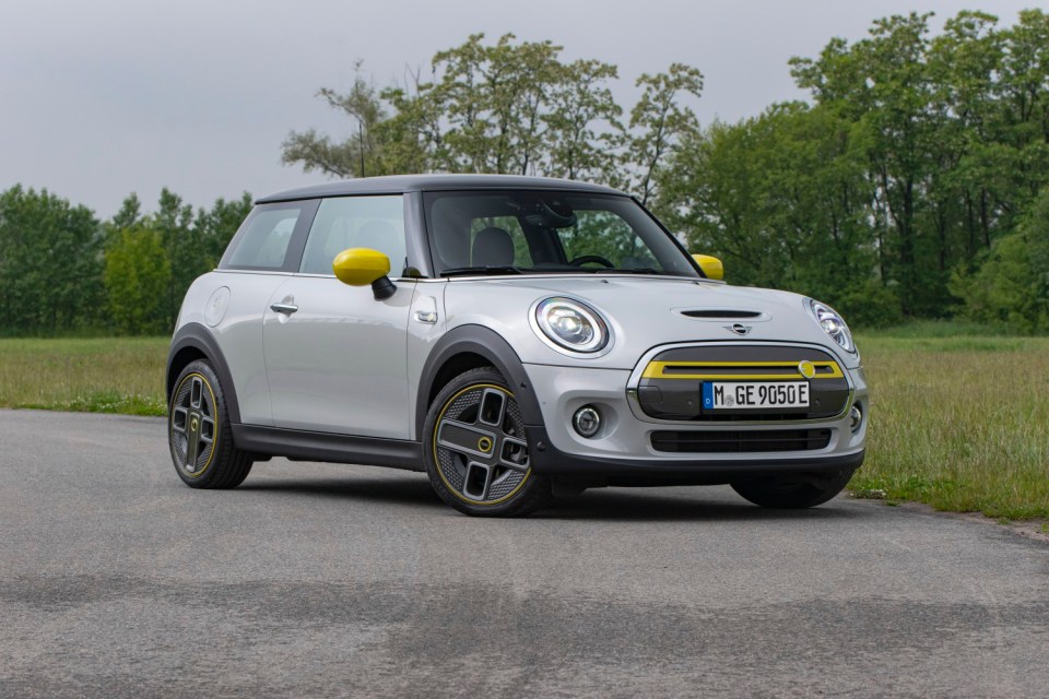 Around 40,000 MINI EVs are made every year at the Oxford Mini plant