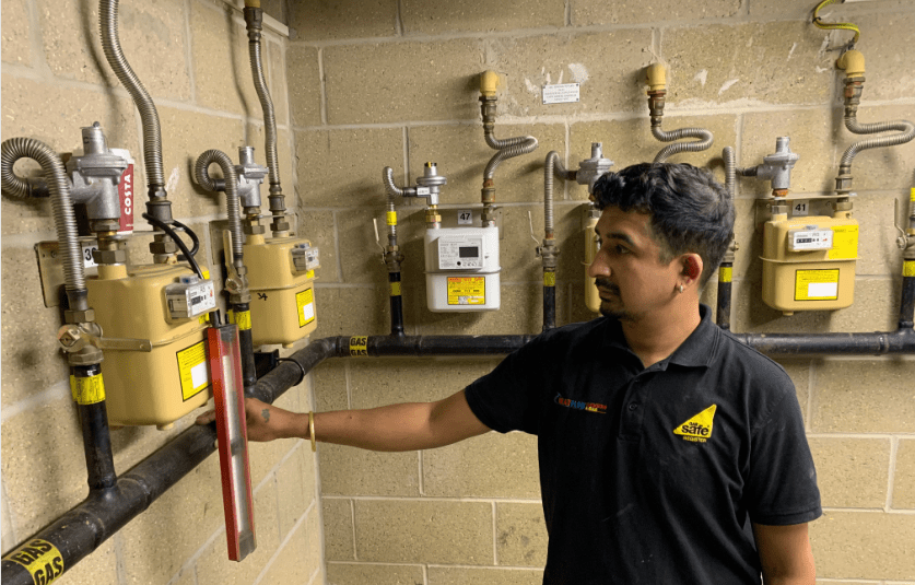 Plumber Vinjay Singh has revealed his top tips for prevents pipes freezing