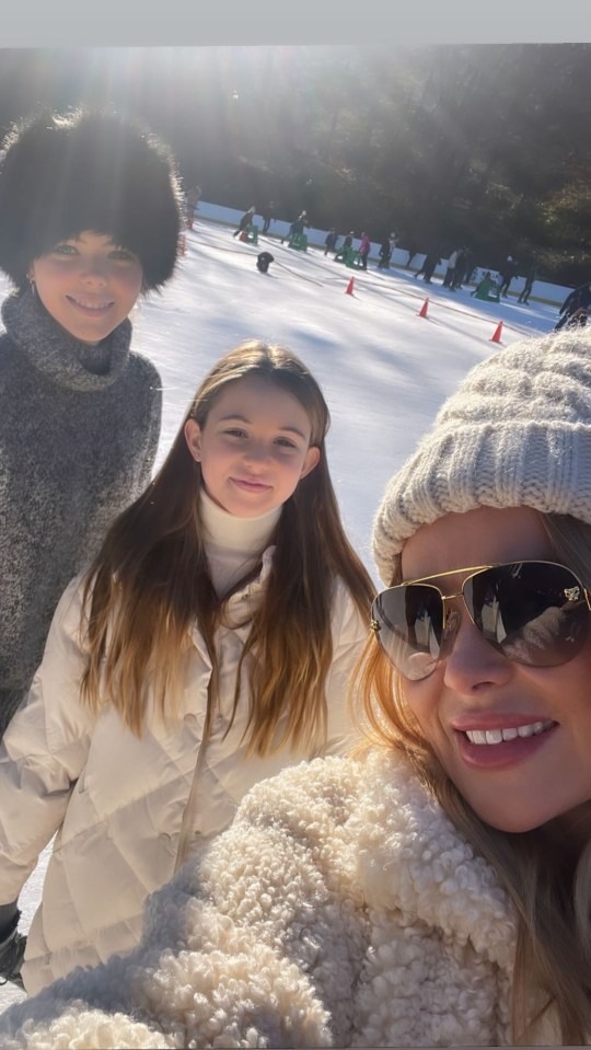 Amanda and her daughters went ice skating together