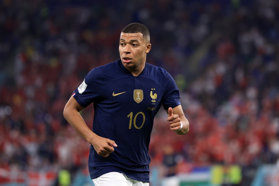 Kylian Mbappe sent a tribute for the Brazlian legend