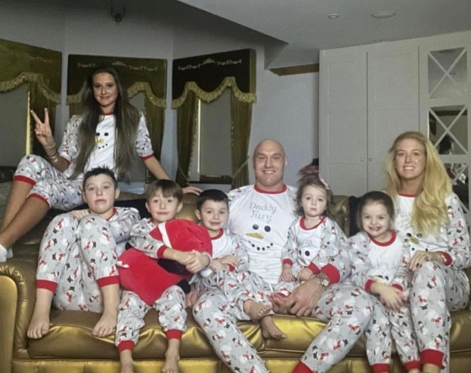 Boxing champ Tyson Fury shared a pic of him with wife Paris and their six children in matching snowman PJs