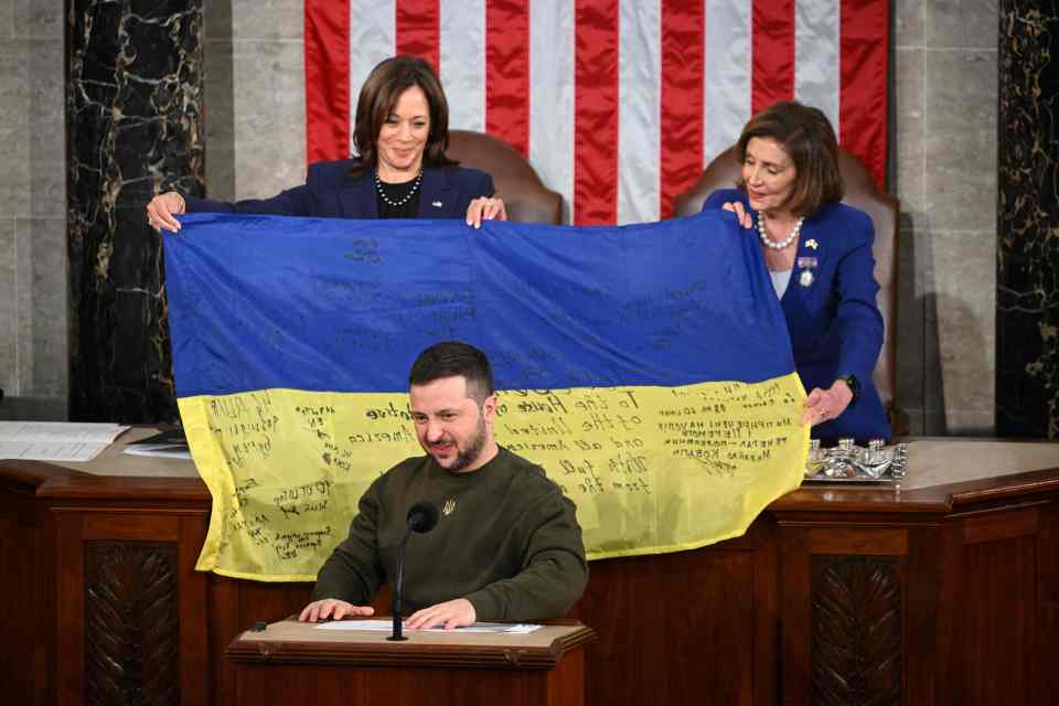 He then presented a signed Ukraine flag during a rousing speech to Congress