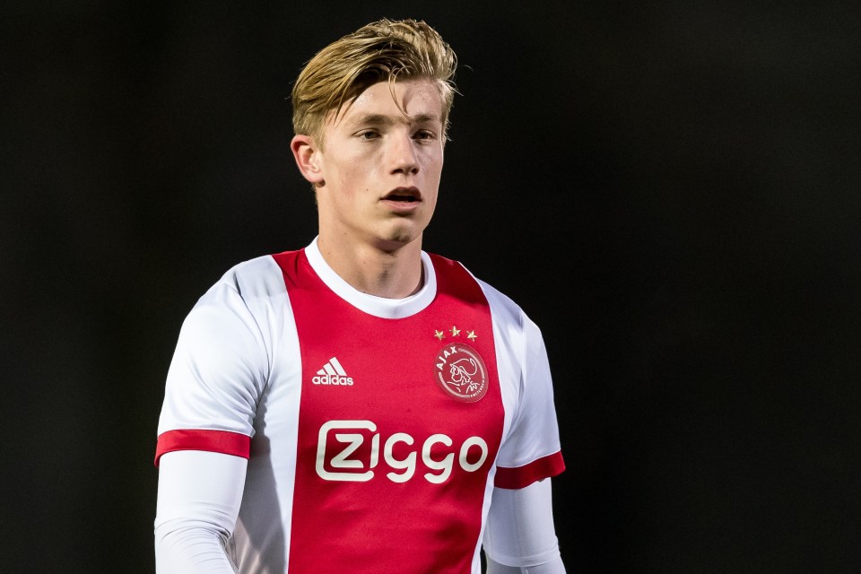 Flemming starred in Ajax's academy before winning the second division with Jong Ajax