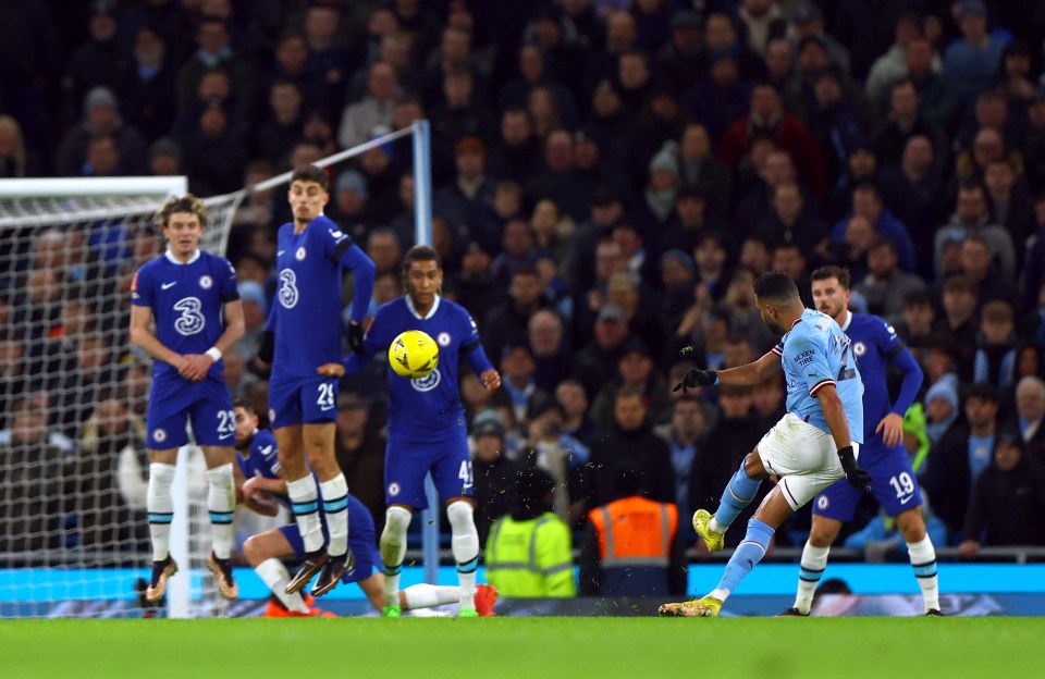 Riyad Mahrez curls home a brilliant free-kick