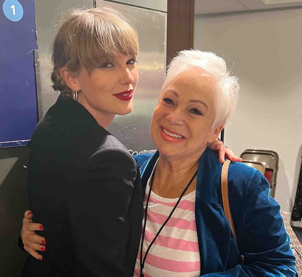 Matty's mum Denise Welch also got to meet Taylor at the gig