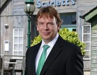 He bears an uncanny resemblance to EastEnders' longest-serving character Ian Beale