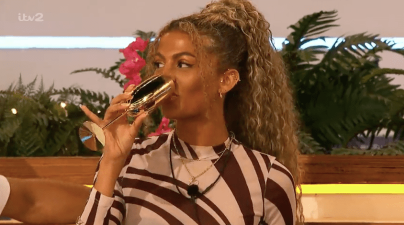 Love Island's Zara claims she kissed Usain Bolt