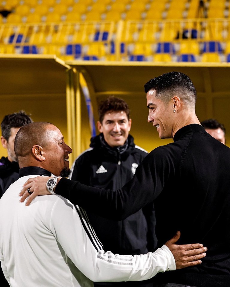 Al-Nassr new boy Ronaldo hugged Brazilian legend Roberto Carlos