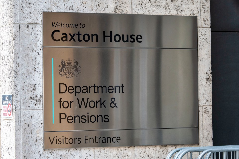 Disability benefits claimants could continue to receive payments when they return to work