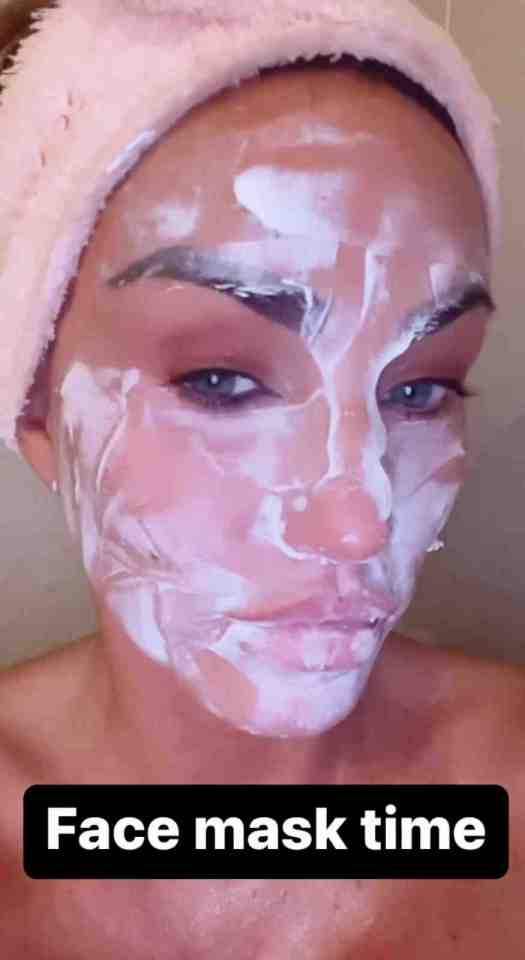 Katie Price showed off her soap covered pores as she treated herself to a pamper session