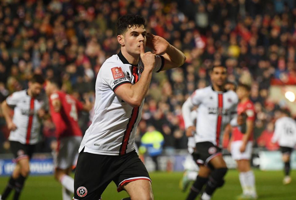 John Egan netted a dramatic equaliser to rescue a replay for the Blades