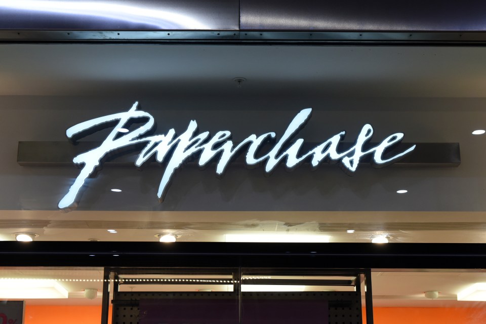 Paperchase fans are rushing to grab bargains after the retailer collapsed