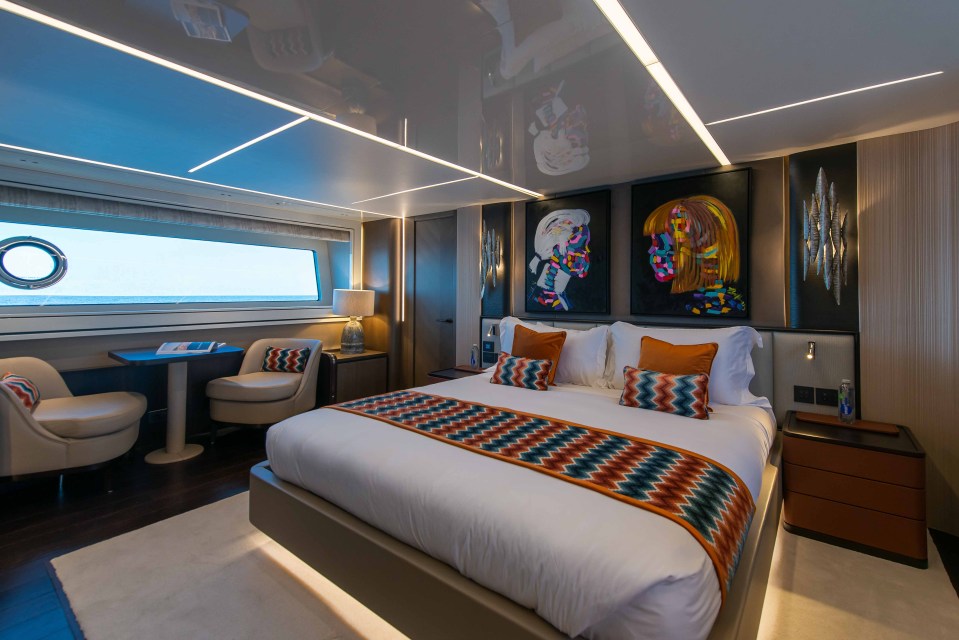 A glamourous bedroom makes for a good night’s sleep on board