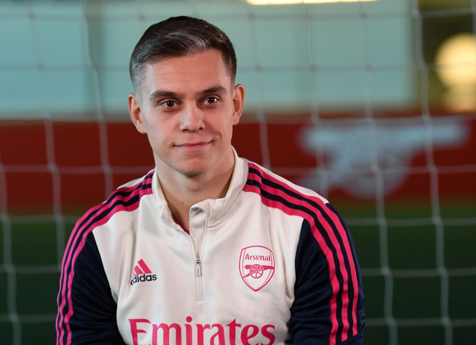 Arsenal signed Leandro Trossard after missing out on Mykhailo Mudryk