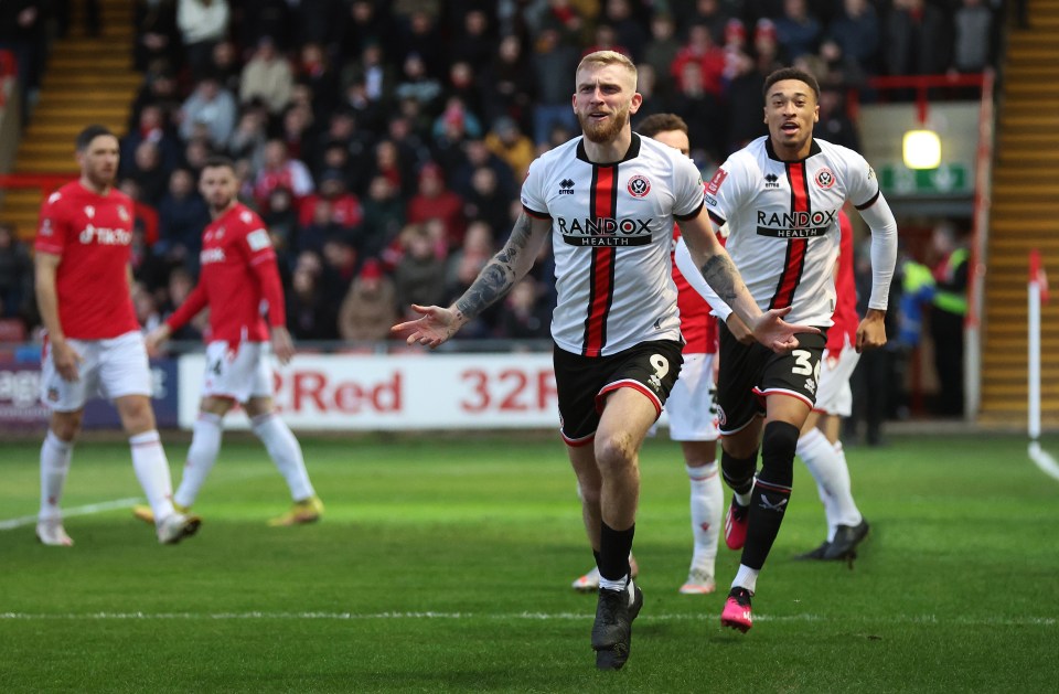 Oli McBurnie headed Sheffield United into an early lead