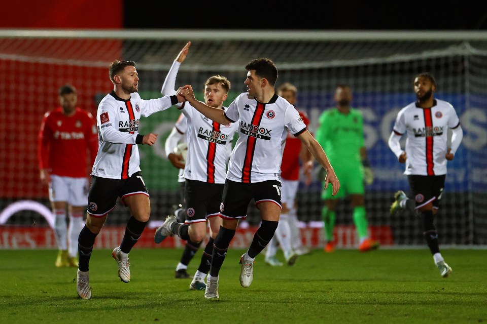 Oliver Norwood levelled it up at 2-2