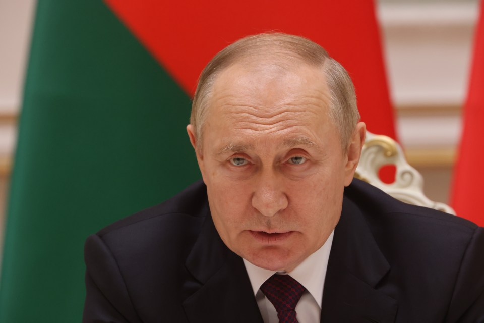 Russia has dramatically classified data wich ‘proves Vladimir Putin has been treated for cancer’