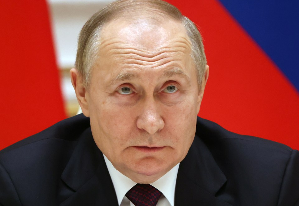 Putin has suffered a relapse in his health, so-called Kremlin insiders claim