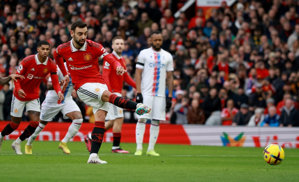 Fernandes slots in his 14th successful Prem penalty for United, with only  Wayne Rooney (20) and Ruud van Nistelrooy (18) having more