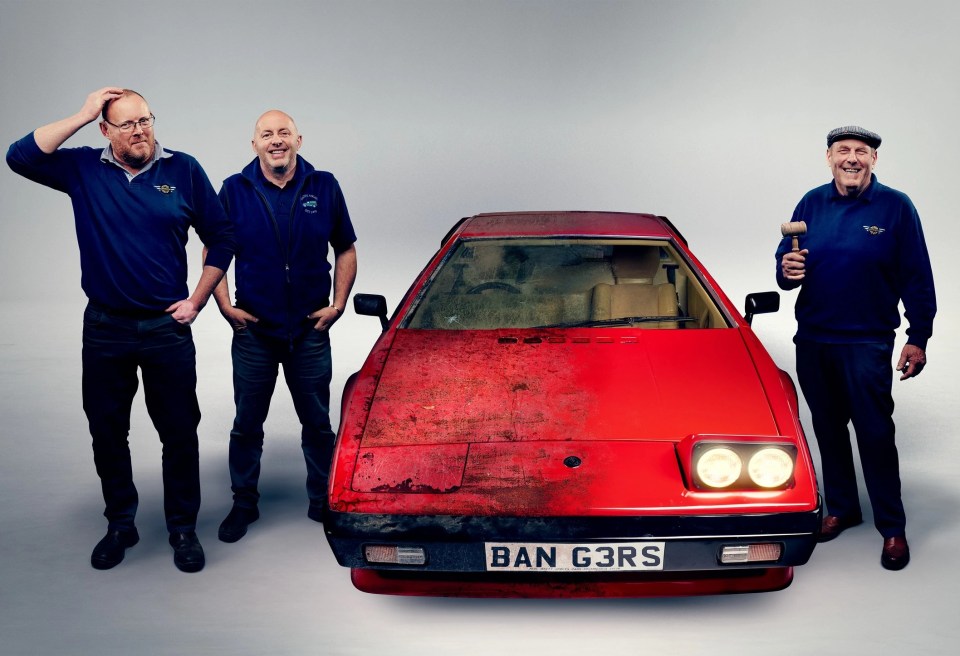 Derek, alongside his sons, Paul and Dave Mathewson in the family series exploring the journey of a vehicle as it’s repaired and readied for auction