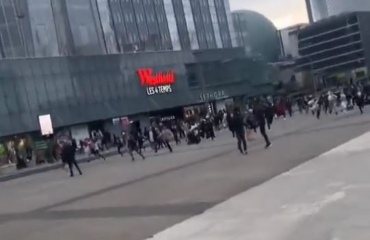 The chaos outside the Westfield Les 4 Temps