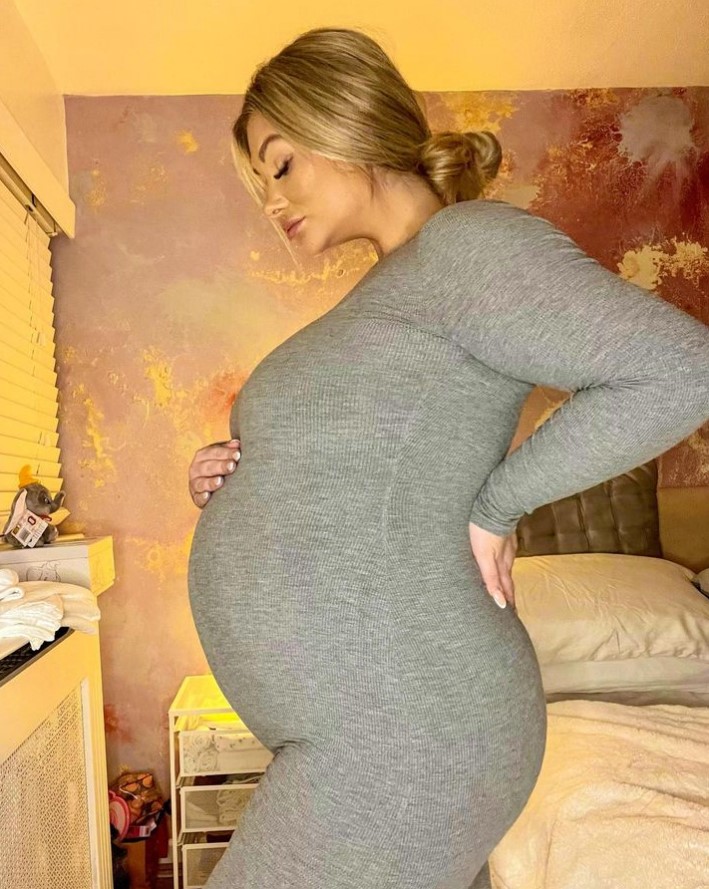 Shaughna’s fans think they’ve worked out the gender of her baby