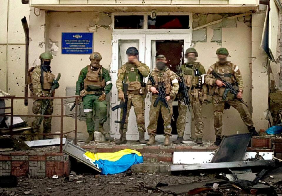 Wagner Group mercenaries pictured in Ukraine