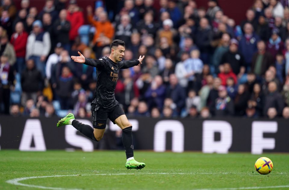 Gabriel Martinelli celebrated before scoring Arsenal's fourth against Aston Villa