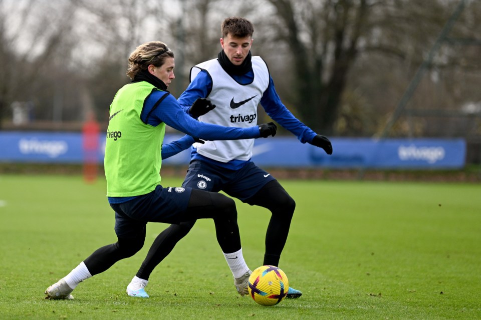 Conor Gallagher and Mason Mount during training