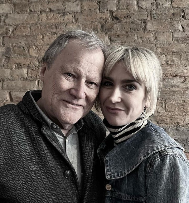 Katherine Kelly shared a picture of her reunion with David Neilson