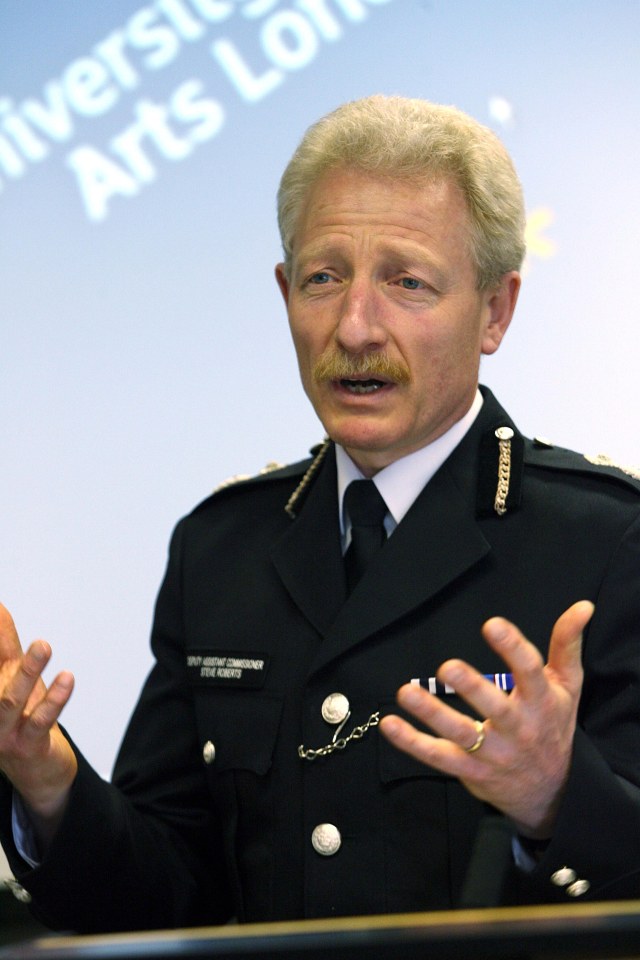 Former Met Deputy Police Commissioner Stephen Roberts said Nicola may never be found