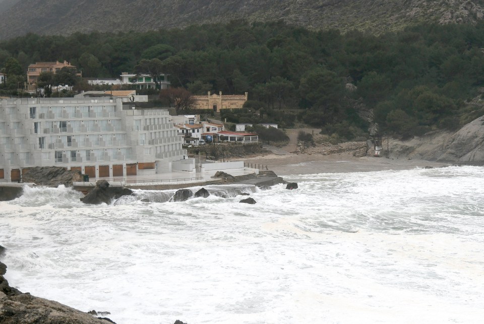 Waves have pummelled the Balearic coast after Storm Juliette made landfall