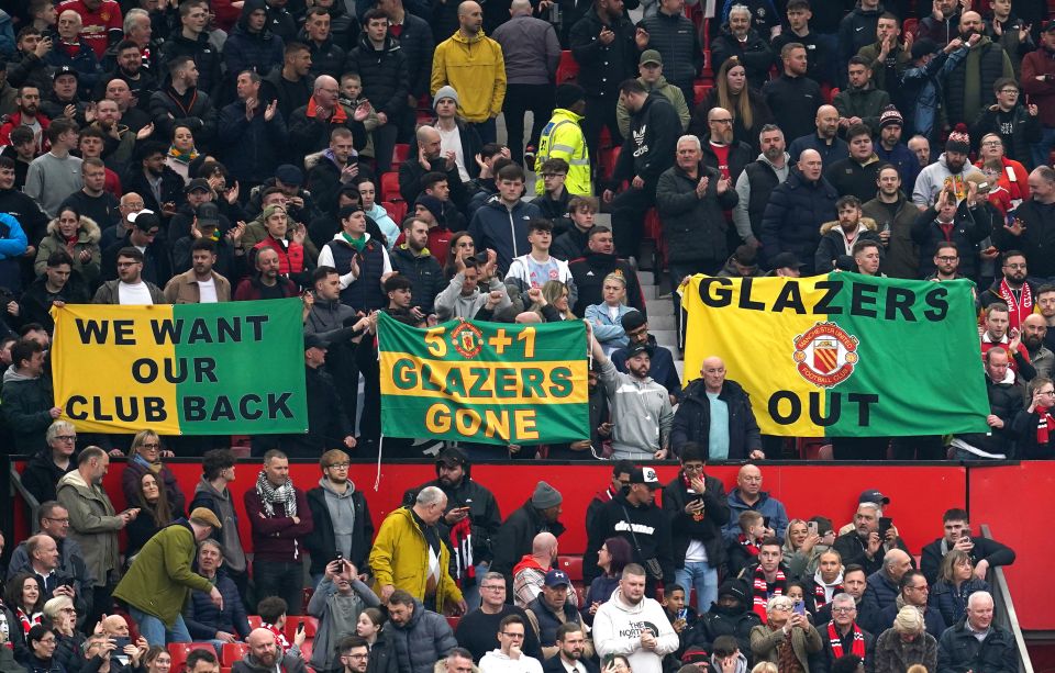 Manchester United fans made it clear they want the Glazers gone during their side's 3-0 win over Leicester