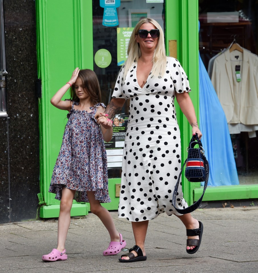 Kerry and Dylan-Jorge had a girls' trip to the shops