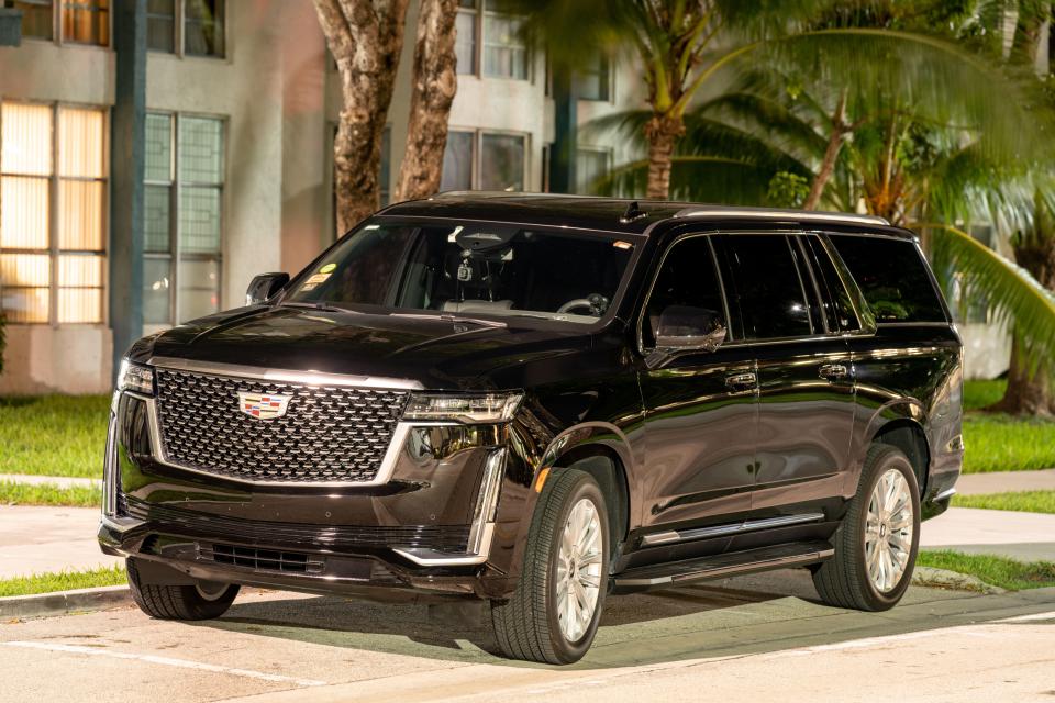 Adele sometimes prefers the safety of an Cadillac Escalade luxury suv limo