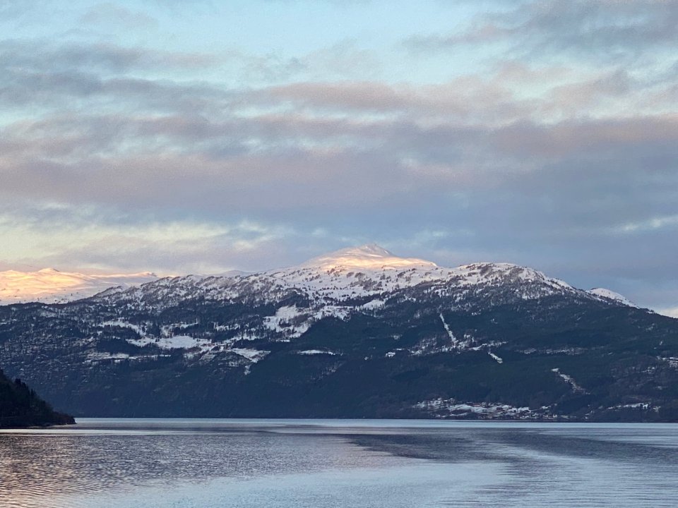 She captured an image of the Norwegian coastline and branded it 'simply stunning'