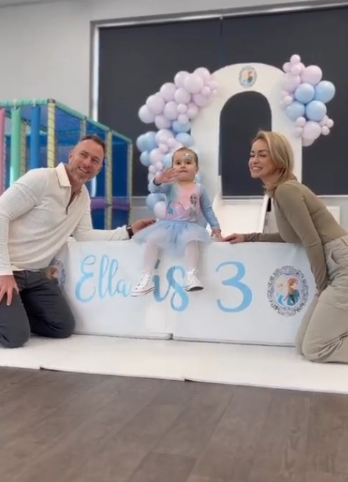 Ella was treated to a Frozen-themed bash