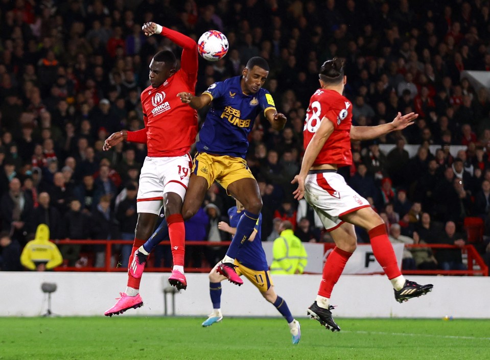 Moussa Niakhate gave away a stoppage time penalty for a handball