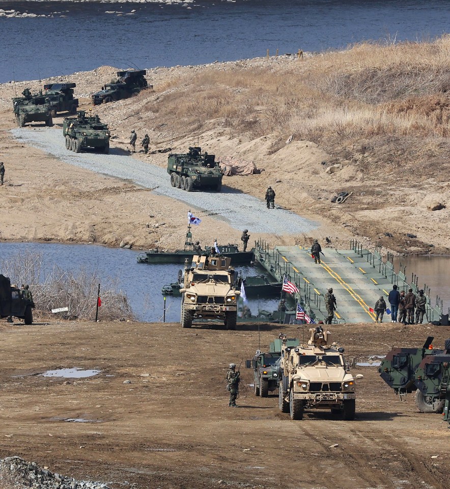 South Korean and US soldiers conduct war games in Yeoncheon