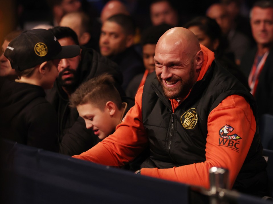 Tyson Fury is preparing for his unification fight against Oleksandr Usyk on April 29th.