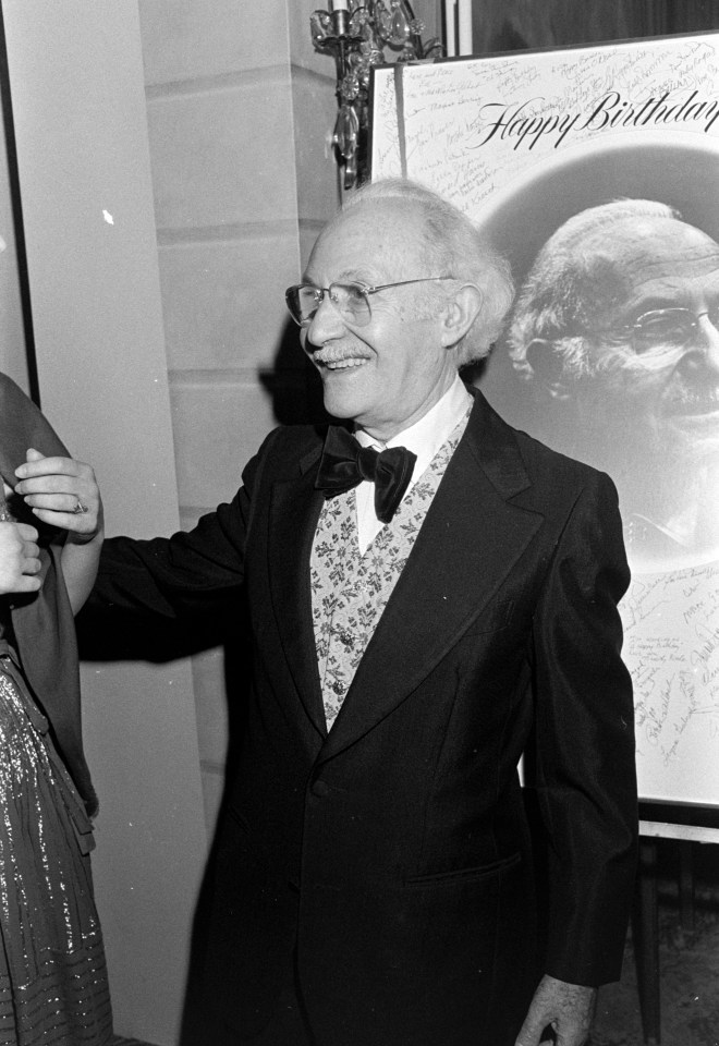 Lee Strasberg contributed to the development of method acting