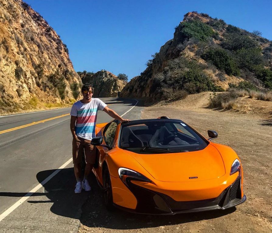 Fernando has several supercars including a McLaren