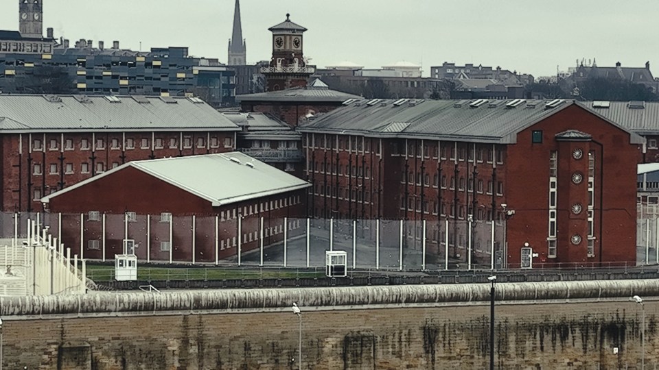 HMP Wakefield prisoners are struggling to afford items such as vaping products