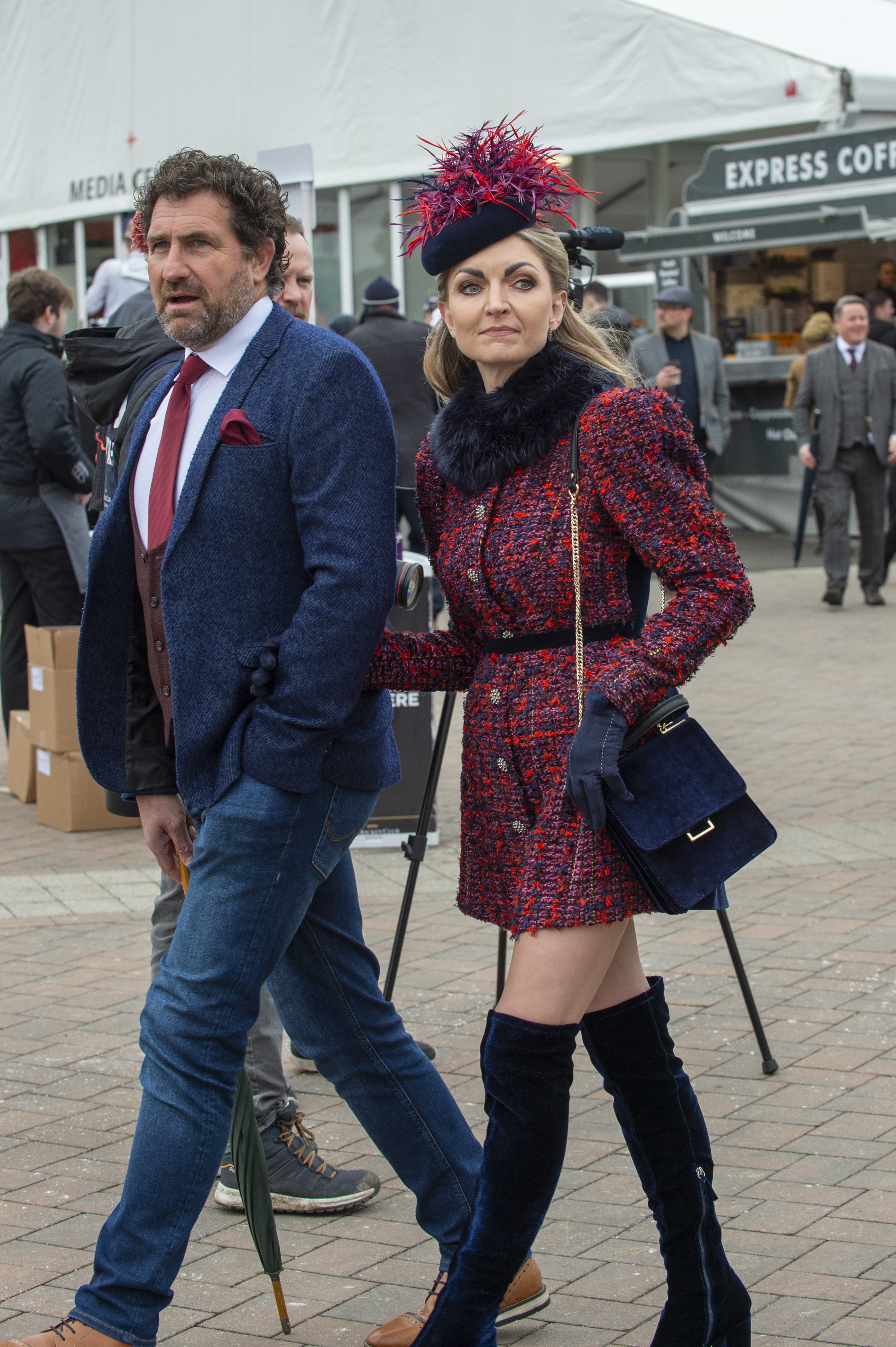 This couple cut a stylish figure together as they arrived for the festivities