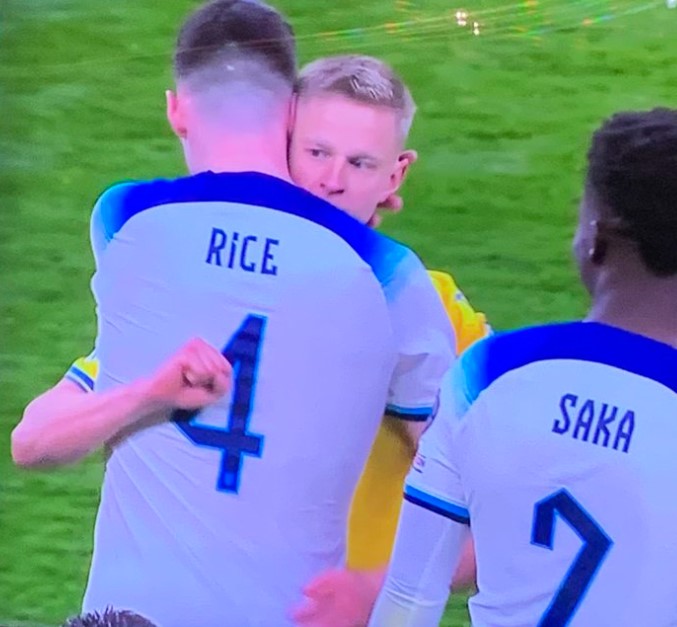 Declan Rice embraced Oleksandr Zinchenko before they exchanged a brief word