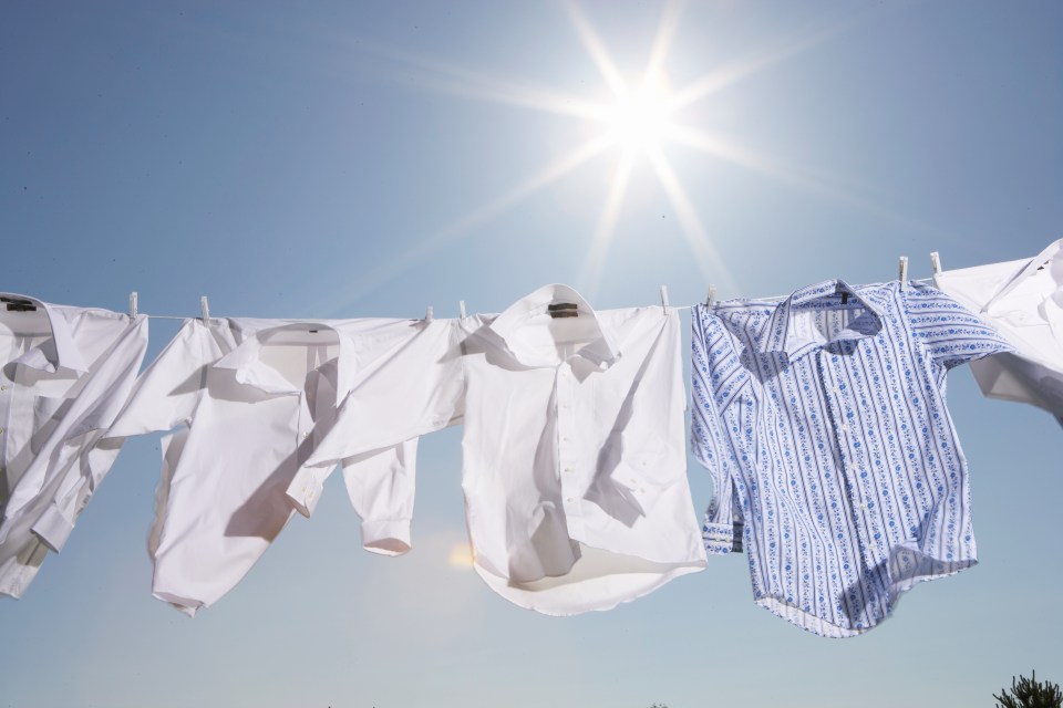 According to cleaning enthusiasts, simply wash your clothes as normal and then hang them outside in the sun to remove the stains