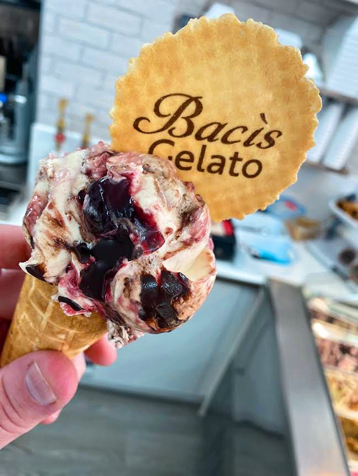 We headed back into Louth for a scoop or three of homemade ice cream at Baci & Co