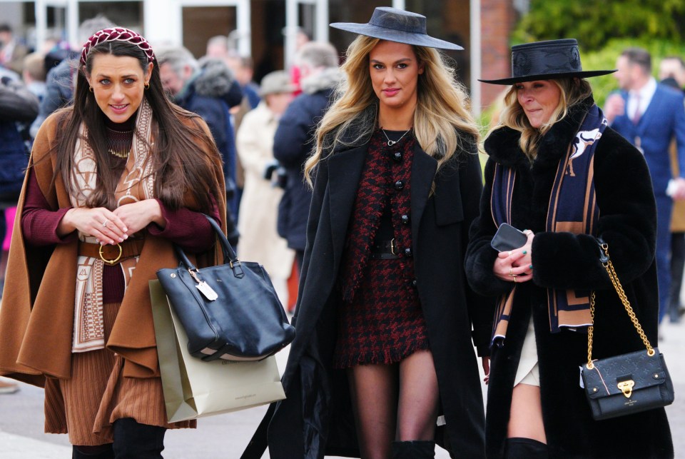 Ladies’ Day got underway with women bringing their fashion A-game to the racecourse