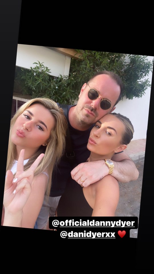 Dani seen here with her actor dad Danny and sister Sunnie