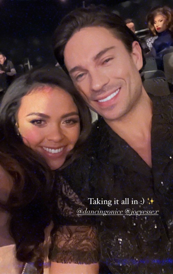 Joey Essex and Vanessa Bauer looked cosy as they posed for a photo